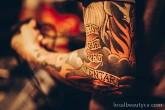 Dutchman Tattoos, Burnaby - Photo 1