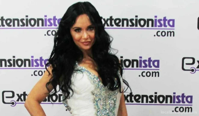 Extensionista Hair Extensions, Calgary - 