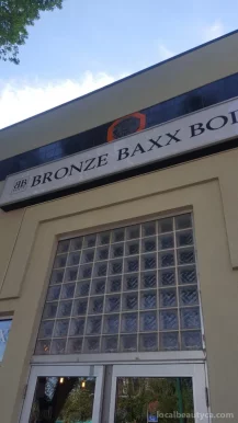 Bronze Baxx Luxury Tanning & Wellness, Calgary - Photo 4