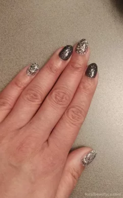 Chloe’s nails & spa, Calgary - Photo 2