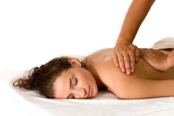 The Art Of Massage & Laser Inc, Calgary - Photo 5