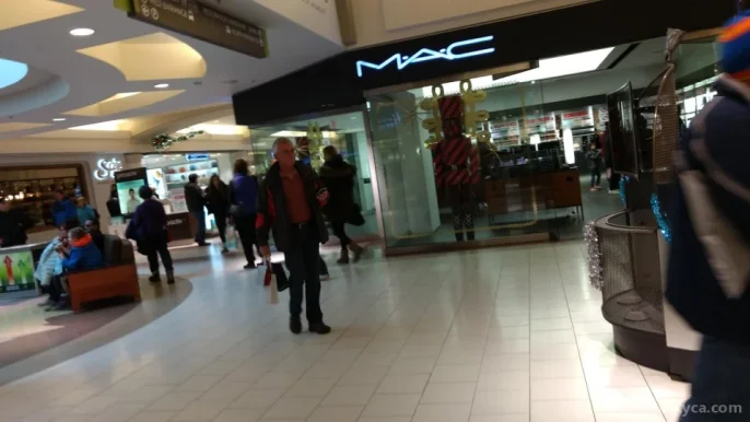 MAC Cosmetics, Edmonton - Photo 5