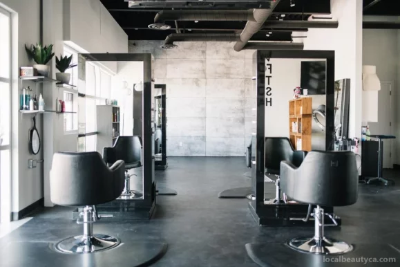 Below Hair Studio, Edmonton - Photo 3