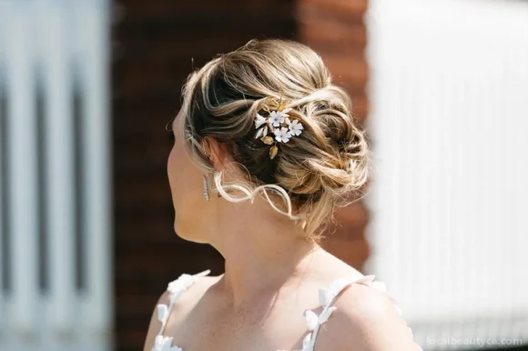 Pinned Bridal Hair, Gatineau - Photo 4