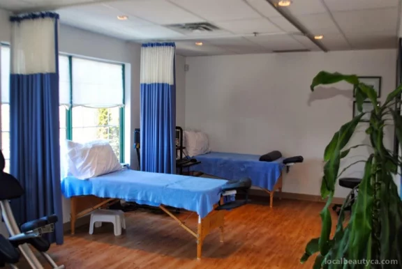 Glenbourne Chiropractic Clinic, Halifax - Photo 1