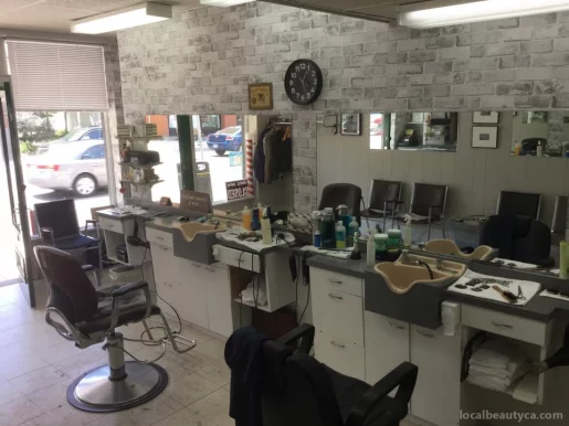 Village Barber & Men's Hairstylists, Hamilton - Photo 2