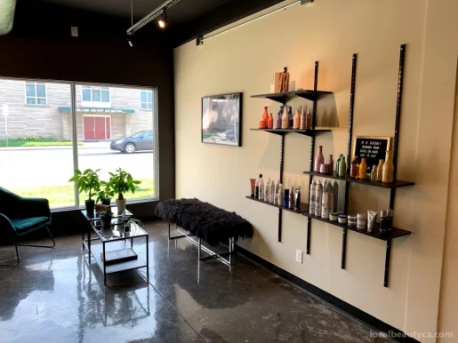Levels Hair Salon, Hamilton - Photo 3