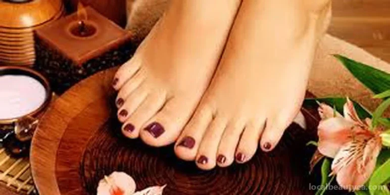 LT Nail Foot Care & Massage Kelowna, Kelowna - Photo 1