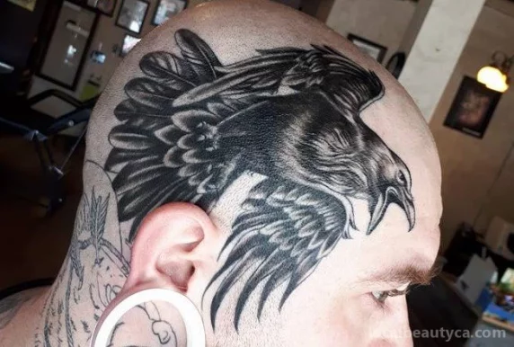 Raven's Head Tattoo, London - Photo 2