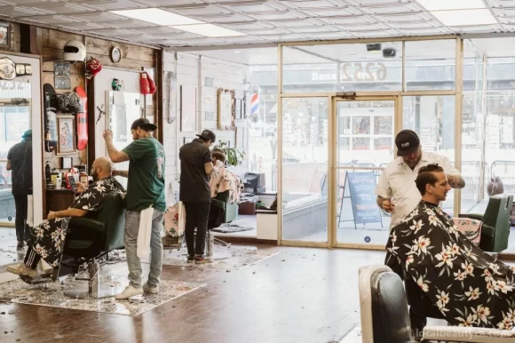 Savvy barbershop & Tattoo, Montreal - Photo 2