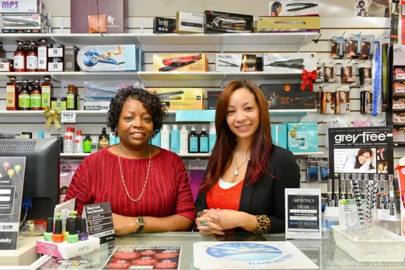 Carolyn's Beauty Supply and Salon Ltd., Oshawa - Photo 6
