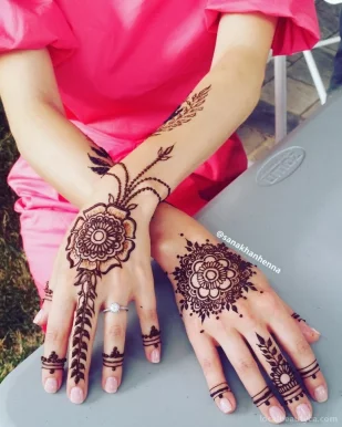 Sana Khan : Henna Artist, Ottawa - Photo 3