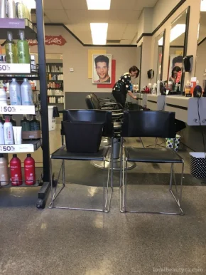 First Choice Haircutters, Ottawa - Photo 2