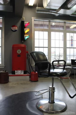 Barber Shop Garage, Ottawa - Photo 1