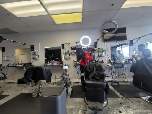 Advanced Barbershop, Quebec - Photo 5