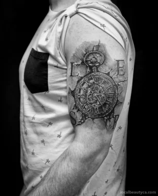 Kevin Ward Tattoos, Quebec - Photo 3