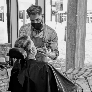 La Chaise Barbershop, Quebec - Photo 5