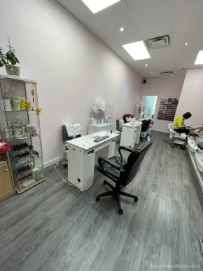 Famous Nails and Beauty, Richmond Hill - Photo 1