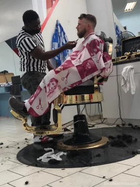 Garon's Barbershop and Salon, Toronto - Photo 3