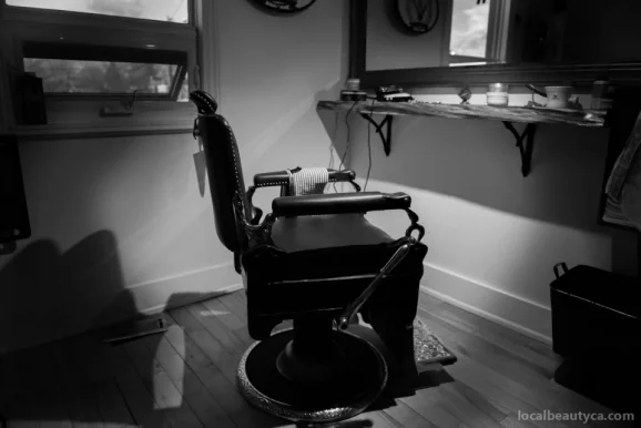 Mi Hermano Barbershop, Toronto - Photo 1