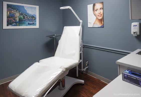 St. Clair Cosmetic Clinic, Toronto - Photo 1