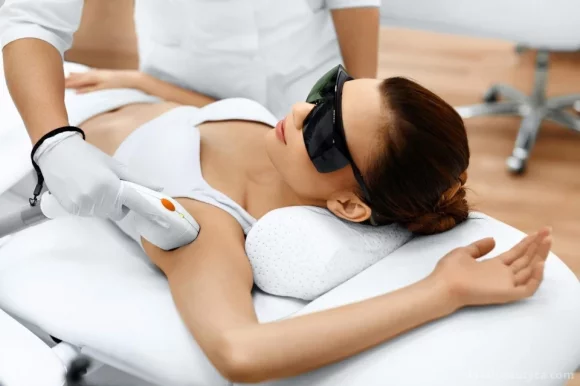Professional Laser and Skin Clinic, Toronto - 