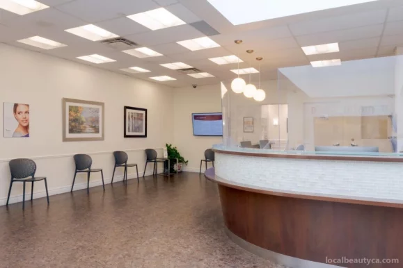 Toronto Dermatology Centre, Toronto - Photo 1
