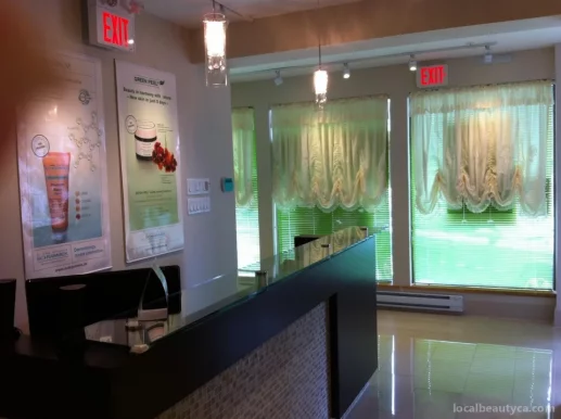 Esther Beauty Oasis med Spa and Clinic, Toronto - Photo 2