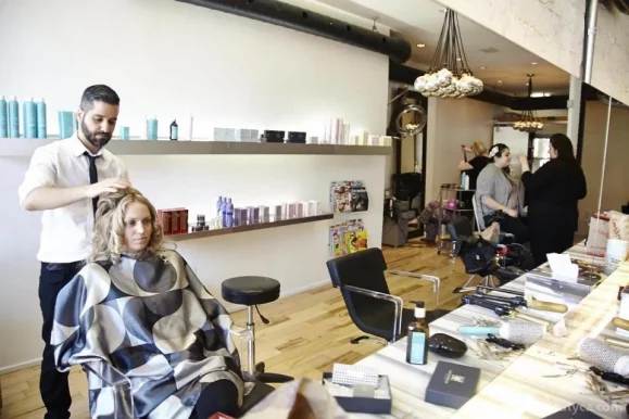 Twin Image Hairdressing, Toronto - Photo 1