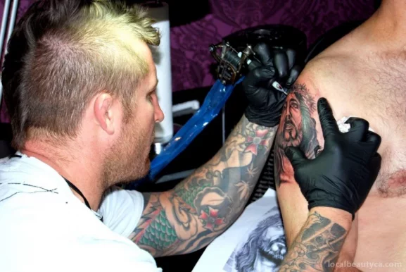 Raro Tattoo & Body Piercing Studio, Vaughan - Photo 1