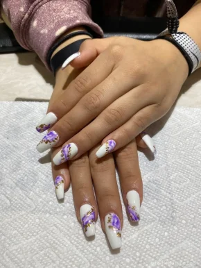 Cali Nails-nails salon victoria downtown(acrylic- gel nails/ pedicure and manicure spa /waxing / dipping/ eyelash extension, Victoria - Photo 4