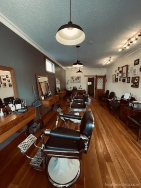 Roxy's Barbershop, Victoria - Photo 1