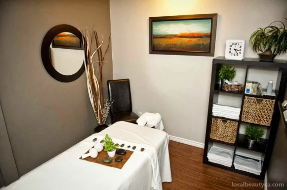 East Windsor Massage Therapy Clinic, Windsor - Photo 1
